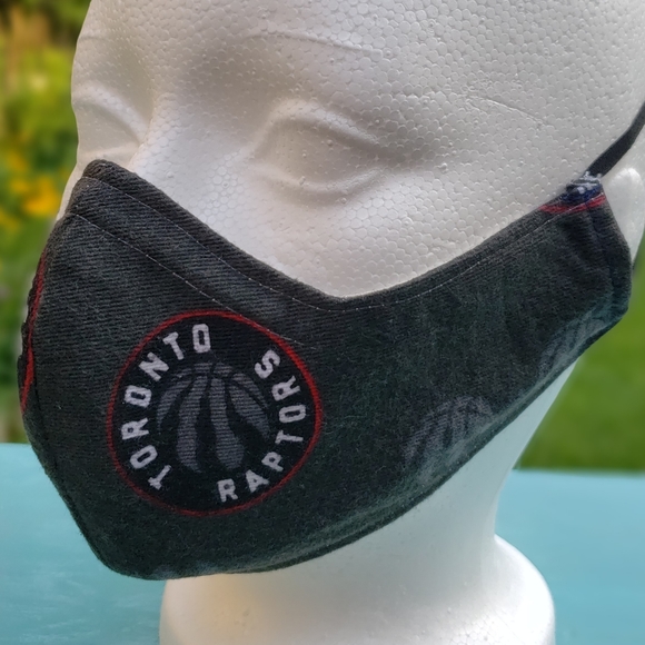 NEW Hand-made Adult Lined Cotton Face Mask… - Picture 3 of 4